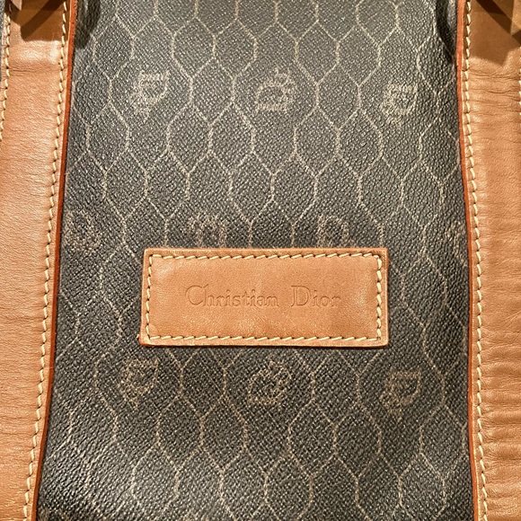 Authentic Dior Travel Bag in honeycomb leather size 45 - Picture 3 of 15